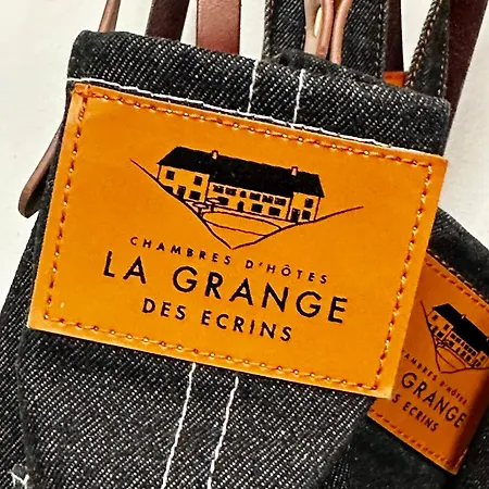 D'hotes La Grange Des Ecrins 3*