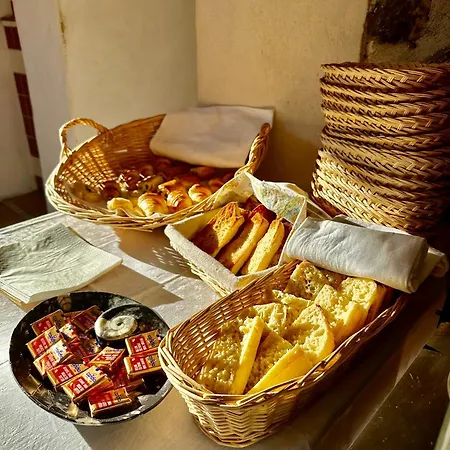 D'hotes La Grange Des Ecrins 3*
