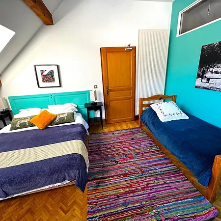 D'hotes La Grange Des Ecrins 3*