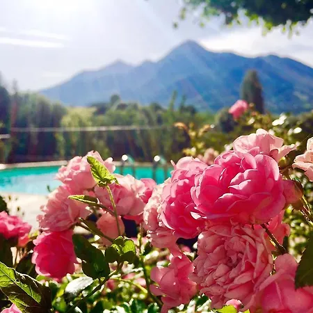 D'hotes La Grange Des Ecrins Guest house Chabottes